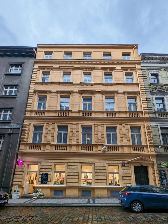 Stru House By Prague Days - Luxurious Apartments Next To National Theatre Екстер'єр фото